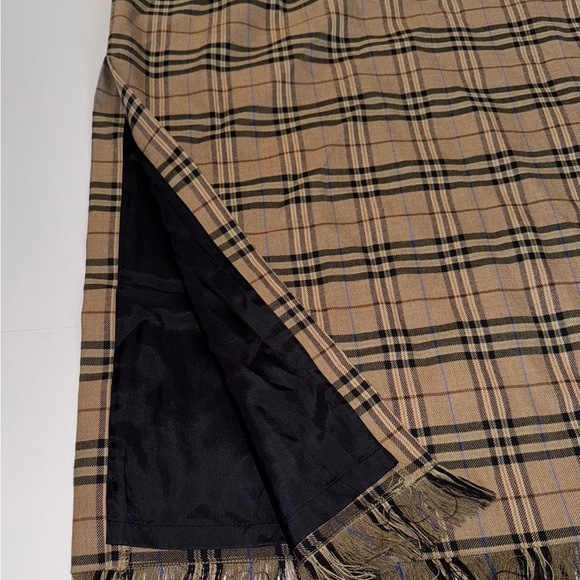Rafaella plaid skirt with fringe bottom size 6 - Picture 4 of 9